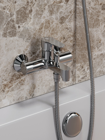 Душевая система с полимерным смесителем для ванны OneLife P07-844cr хром