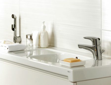 Cмеситель для умывальника Oras Vega 1802