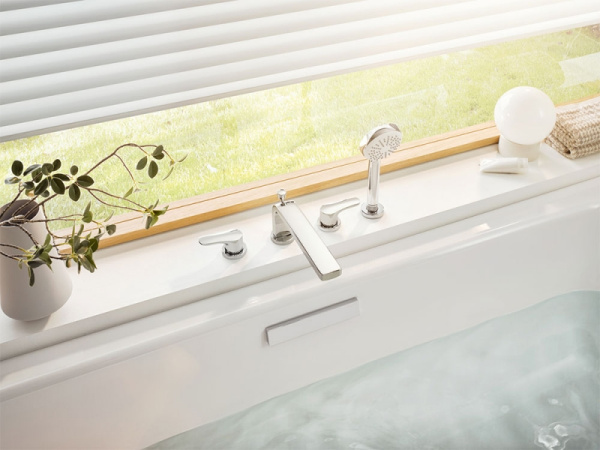 Смеситель на борт ванны Kludi Pure&Solid 344230575