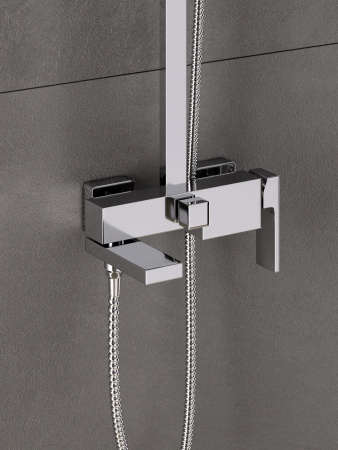 Душевая система Agger Great A2893300 смеситель с изливом, хром