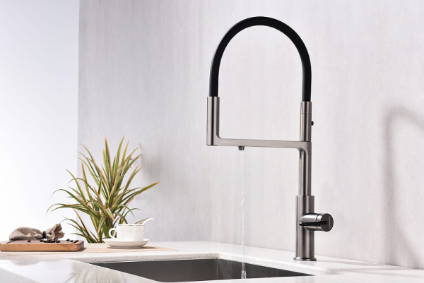 Смеситель для кухни с подключением к фильтру  Paulmark Tornado To213402-B