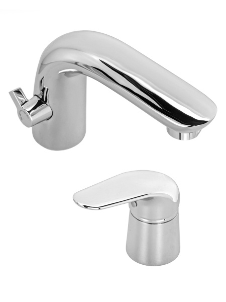 Смеситель на борт ванны однорычажный с душевым набором Orange M60-333cr хром