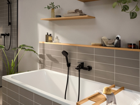 Смеситель для ванны однорычажный Hansgrohe Rebris E 72450670 черный матовый