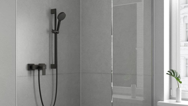 Душевой гарнитур Hansgrohe Vernis Blend S 100 2jet Vario EcoSmart 26423670, черный матовый