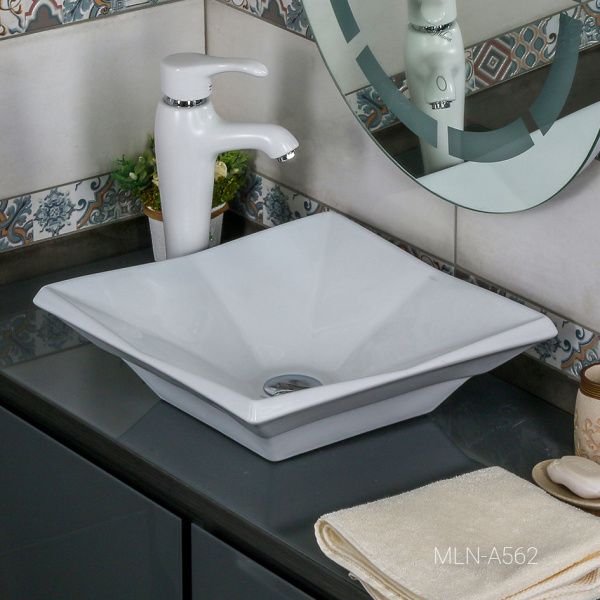 Раковина накладная (42х42) Melana A562-805
