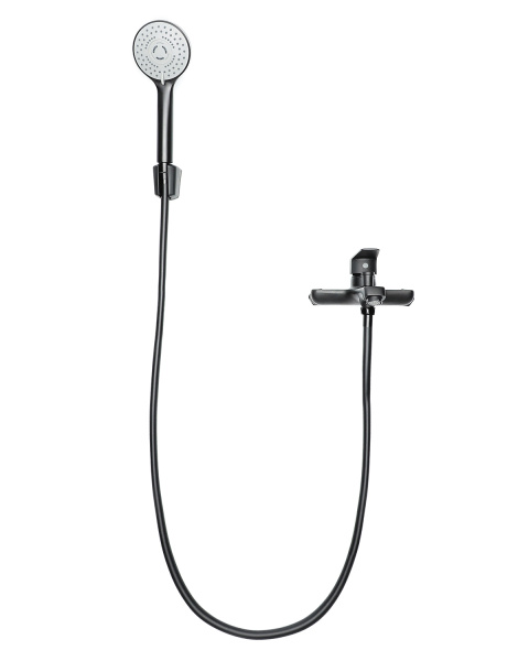 Смеситель для ванны однорычажный с душевым набором Orange Loop M26-100b черный