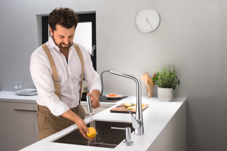 Смеситель для кухни с выдвижным изливом Hansgrohe Metris Select M71 2jet 73816000 хром