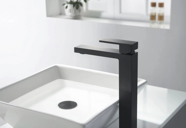 Смеситель для раковины-чаши Timo Selene черный 3061/03F