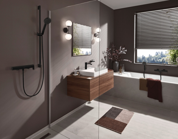 Смеситель для ванны однорычажный Hansgrohe Vivenis 75420670 черный матовый