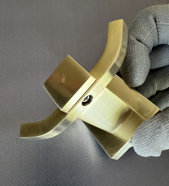 Крючок двойной Timo Selene 17012/17 золото матовое