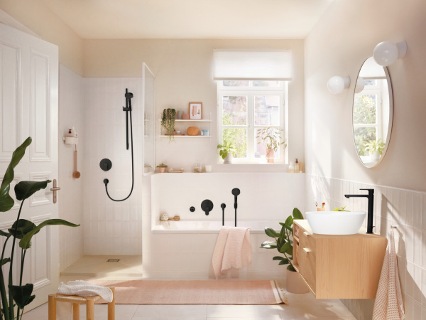 Смеситель для ванны встраиваемый Hansgrohe Rebris S 72466670 черный матовый