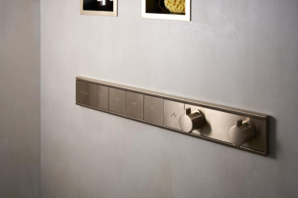 Термостат для скрытого монтажа на 5 потребителей Hansgrohe Rainfinity 15384140 шлифованная бронза