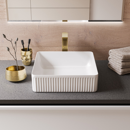 Раковина накладная (40х40) Grossman  GR-3061, белый