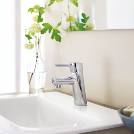 Смеситель однорычажный для раковины Grohe Concetto 2338510E хром