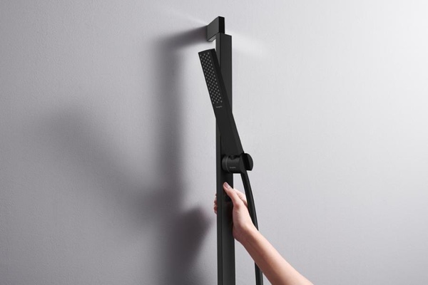Душевая штанга 650 мм со шлангом Hansgrohe Unica E Puro 24404670 черный матовый 