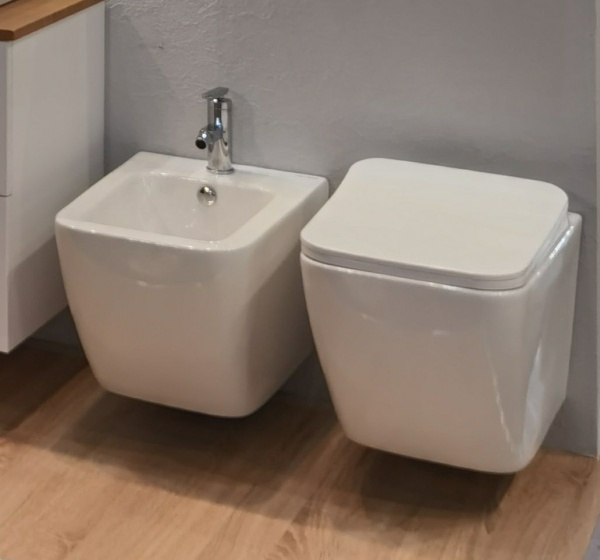 Биде подвесное Art&Max Maxima AM010BH