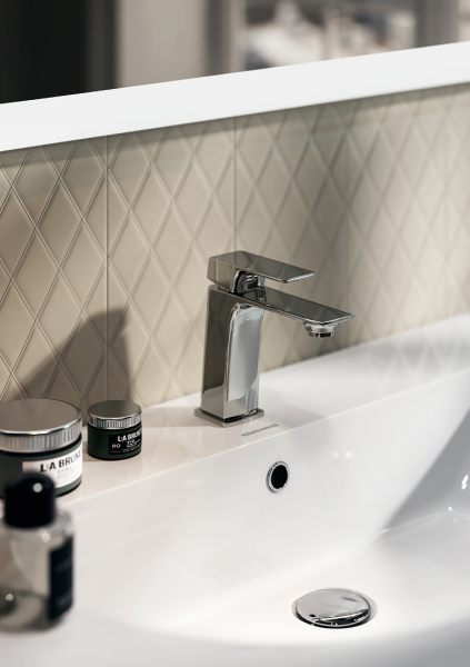 Смеситель для раковины Kerama Marazzi Fioretto V2CR205KM Смеситель для раковины Kerama Marazzi Fioretto V2CR205KM