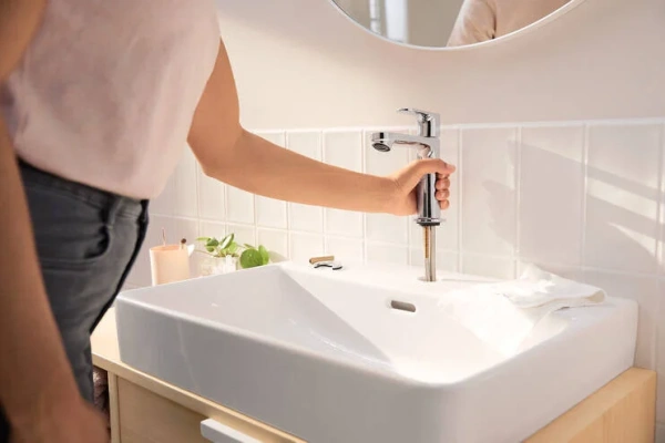 Смеситель для раковины с донным клапаном CoolStart Hansgrohe Rebris S 72584000 хром