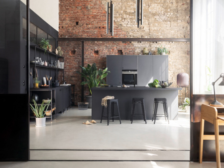 Смеситель для кухни с подключением к фильтру Hansgrohe Aqittura M91 FilterSystem 76803670 черный матовый