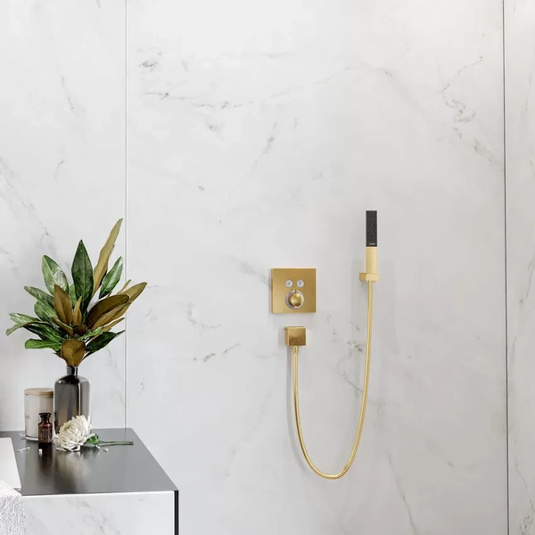 Ручной душ Hansgrohe Rainfinity 100 1jet 26866990 полированное золото 