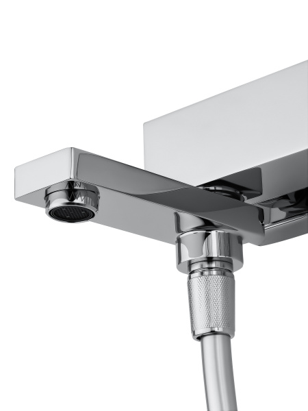 Смеситель для ванны с душем WONZON & WOGHAND CUBE, хром WW-88639016-CR Смеситель для ванны с душем WONZON & WOGHAND CUBE, хром WW-88639016-CR