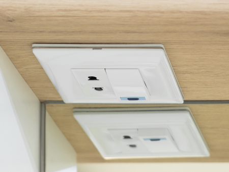 Зеркало-шкаф (118х80) Misty Респект 120 левый Э-Рес02120-1Л