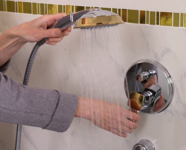 Смеситель для ванны Hansgrohe Metropol Classic 31345090
