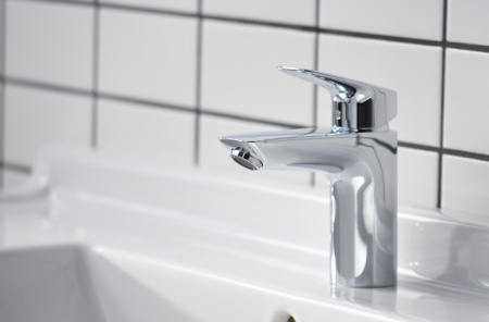 Смеситель для раковины с донным клапаном Hansgrohe Logis CoolStart 71102000 хром