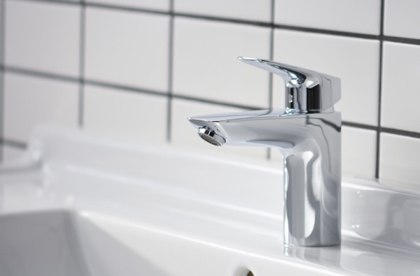 Смеситель для раковины без донного клапана Hansgrohe Logis CoolStart 71103000 хром