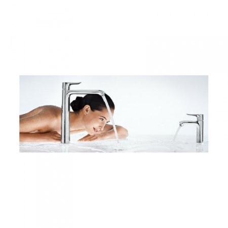 Смеситель для раковины Hansgrohe Metris 31082000