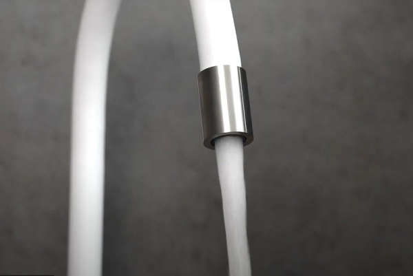 Смеситель для кухни Lemark Expert LM5083S-White Смеситель для кухни Lemark Expert LM5083S-White