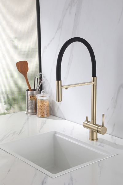 Смеситель ABBER Wasser Kreis AF81141G для кухни с подключением фильтра и выдвижной лейкой, золото матовое Смеситель ABBER Wasser Kreis AF81141G для кухни с подключением фильтра и выдвижной лейкой, золото матовое