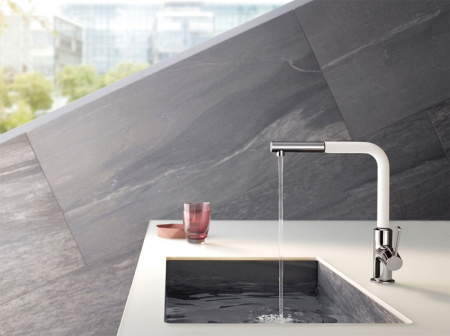 Смеситель для кухни с выдвижным изливом Kludi L-ine S 408519375