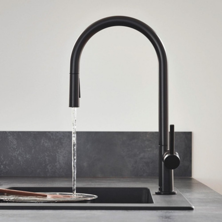 Смеситель для кухни с выдвижным изливом Eco Hansgrohe Talis M54 2jet 72842670 черный матовый