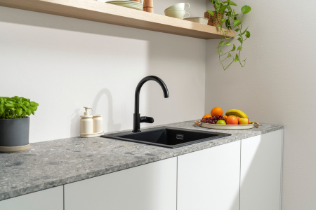 Смеситель для кухни однорычажный Hansgrohe Vernis Blend M35 71870670 черный матовый
