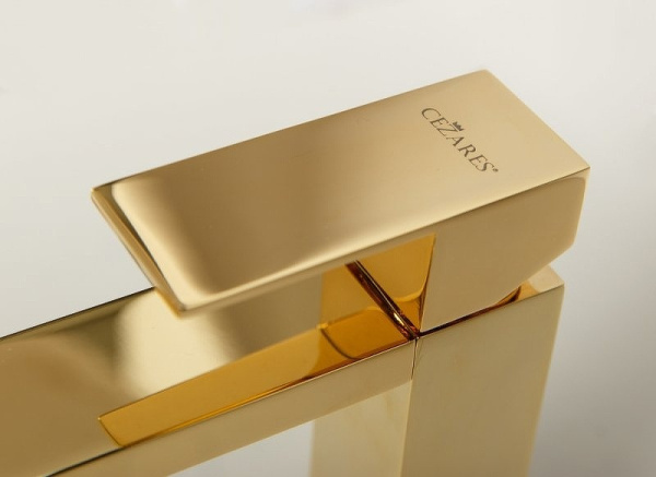 Смеситель для раковины Cezares UNIKA-LSM1-03/24-W0