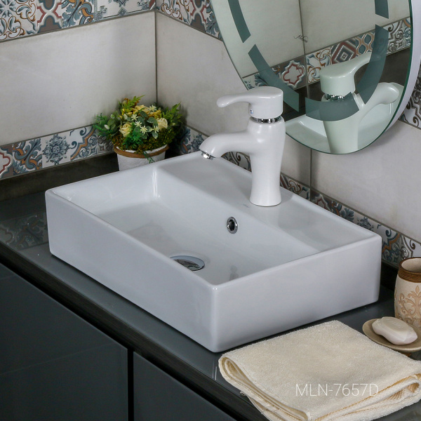 Раковина накладная (50х35) Melana 7686-805