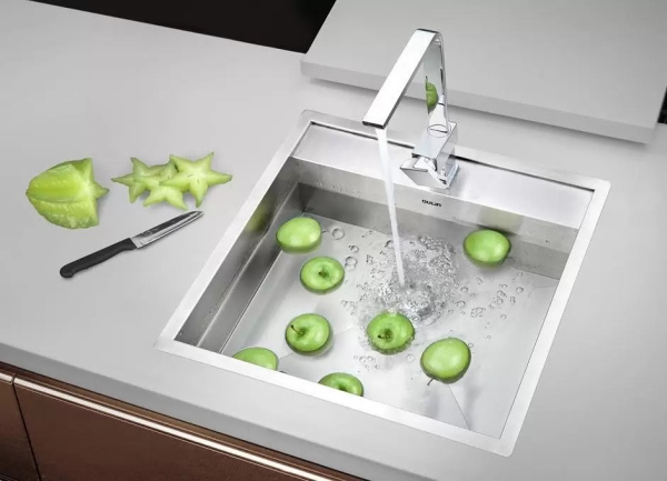 Кухонная мойка (42х46,5) Oulin OL-FUR112