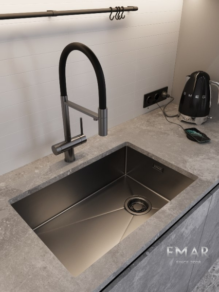 Кухонная мойка (66х44) EMAR EMB-660(UN) PVD Dark