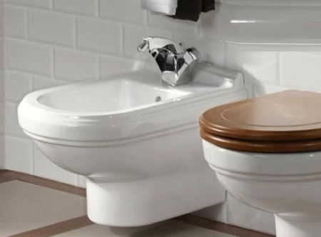 Унитаз подвесной старвайт Villeroy&Boch HOMMAGE Plus 6661B0R2