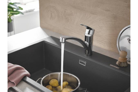 Смеситель для кухни Grohe Eurosmart 33281 003 (33281003) хром