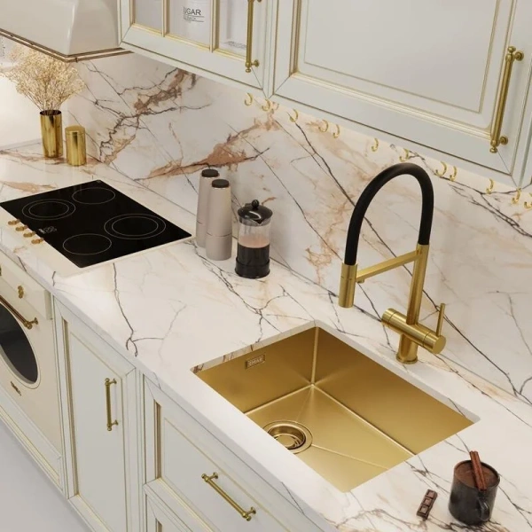 Кухонная мойка (54х44) EMAR EMB-540(UN) PVD Golden