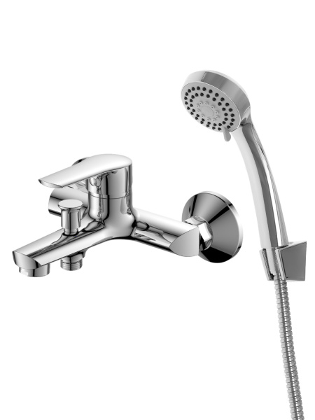 Смеситель для ванны однорычажный с душевым набором Orange Sofi M43-100cr хром