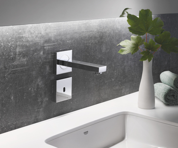 Кран настенный сенсорный для кухни без смешивания Grohe Eurocube E 36442 000 (36442000) хром 