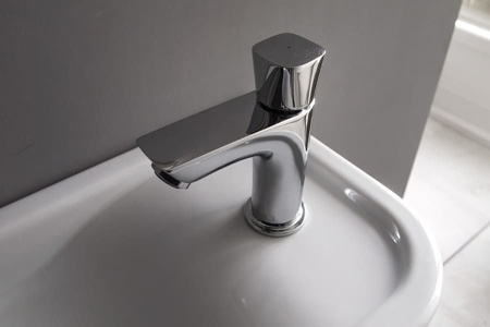 Кран для холодной воды без донного клапана Hansgrohe Logis 71120000 хром
