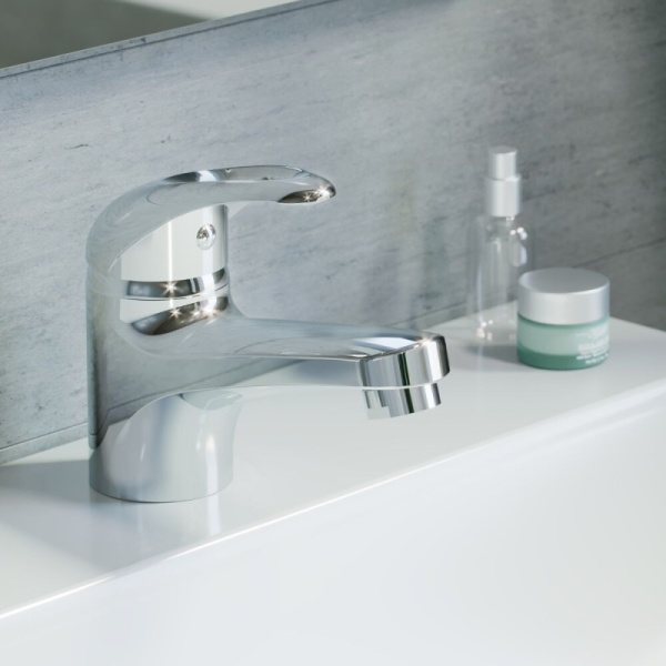 Смеситель для раковины Dorff Comfort D8021000