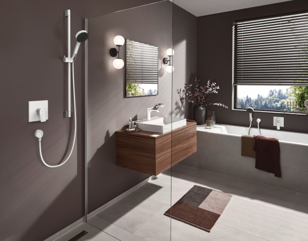 Смеситель для ванны встраиваемый Hansgrohe Vivenis 75415700 белый матовый