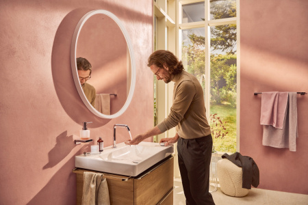 Дозатор для жидкого мыла 200 мл Hansgrohe AddStoris 41745000 хром