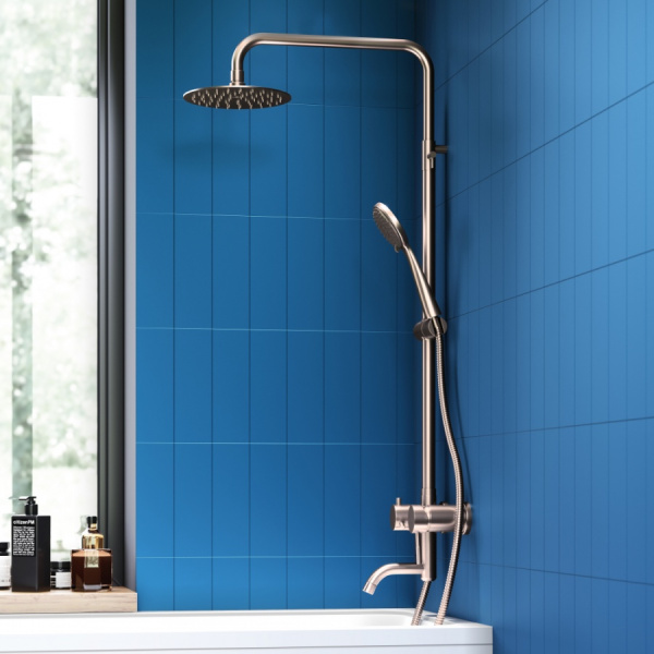 Душевая система с изливом Dorff Logic D0703000SS Душевая система с изливом Dorff Logic D0703000SS