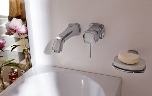 Смеситель для раковины на два отверстия Grohe Grandera 19929 000 (19929000) хром